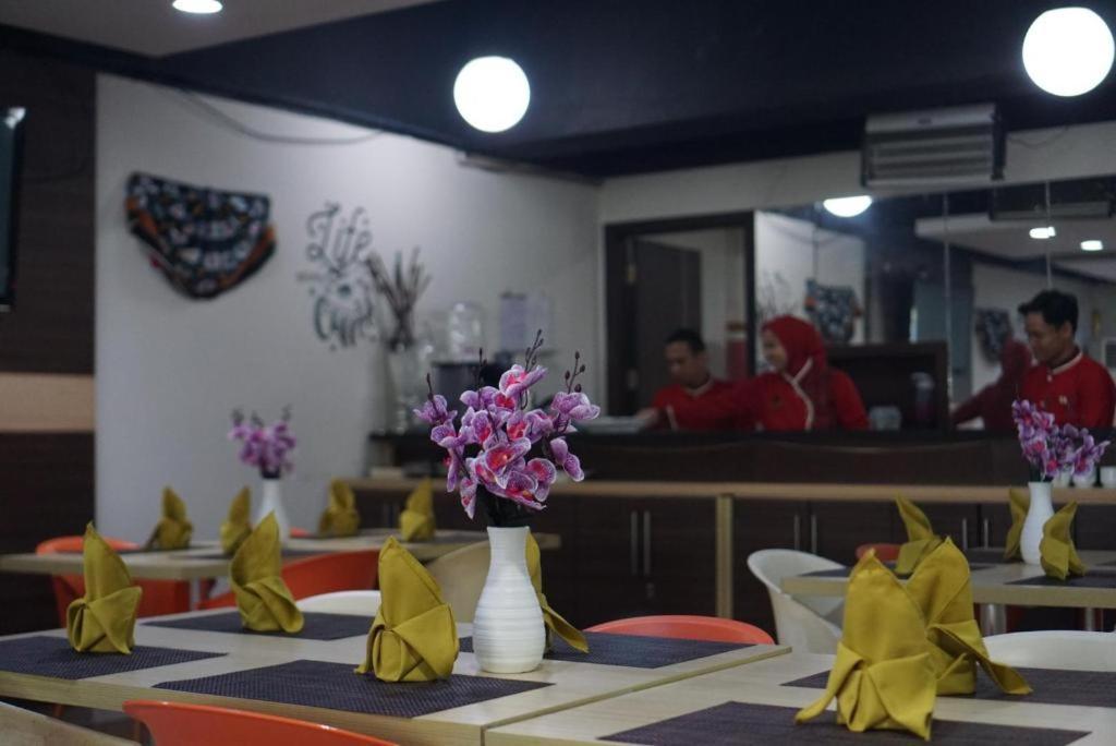Jl Star Hotel Makassar